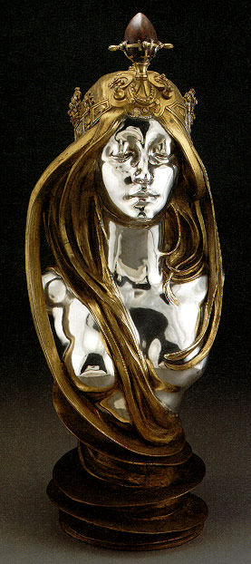 Ювелирное изделие -Головка девушки-, выполненное по эскизу Мухи. Альфонс Мария Муха