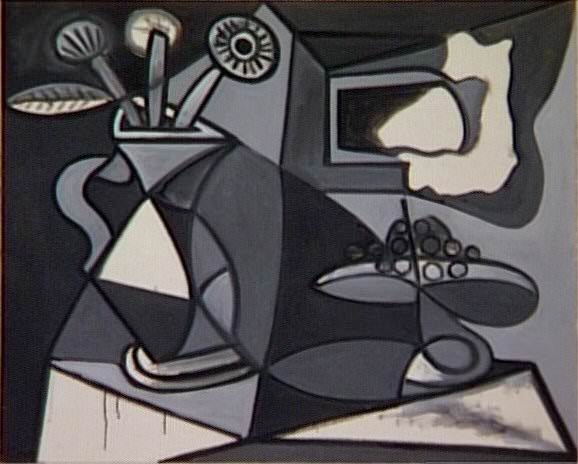 1943 Vase de fleurs et compotier. Pablo Picasso (1881-1973) Period of creation: 1943-1961