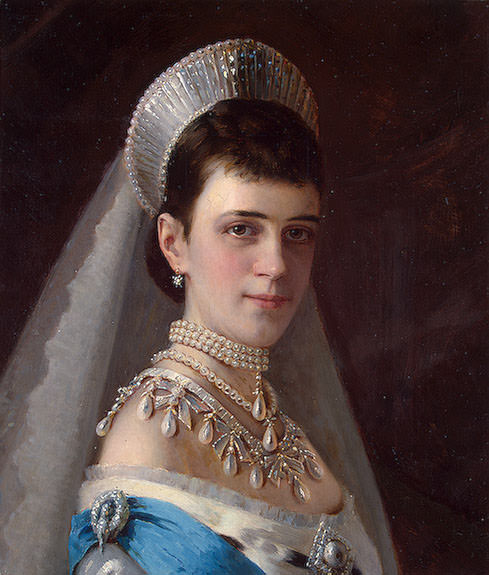 Portrait of Empress Maria Fyodorovna in a Head Dress Decorated with Pearls. Ivan Kramskoy